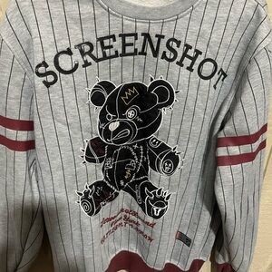 Screenshot Gray and Maroon Bear Graphic Sweatshirt